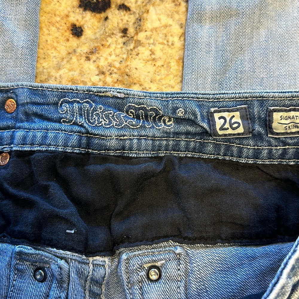 Miss Me Signature Skinny Embellished Jeans - Picture 4 of 7